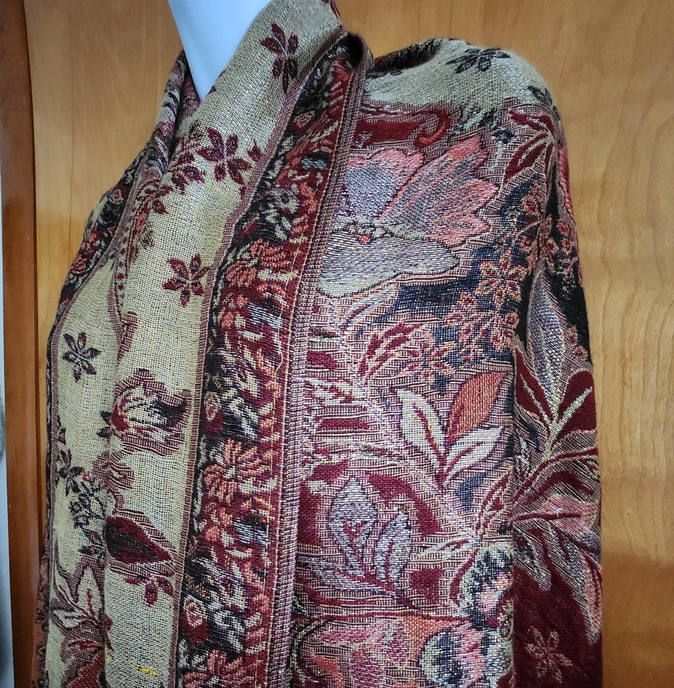 Dahlia Scarf/ Shawl/Wrap Rayon Blend - Picture 4 of 11